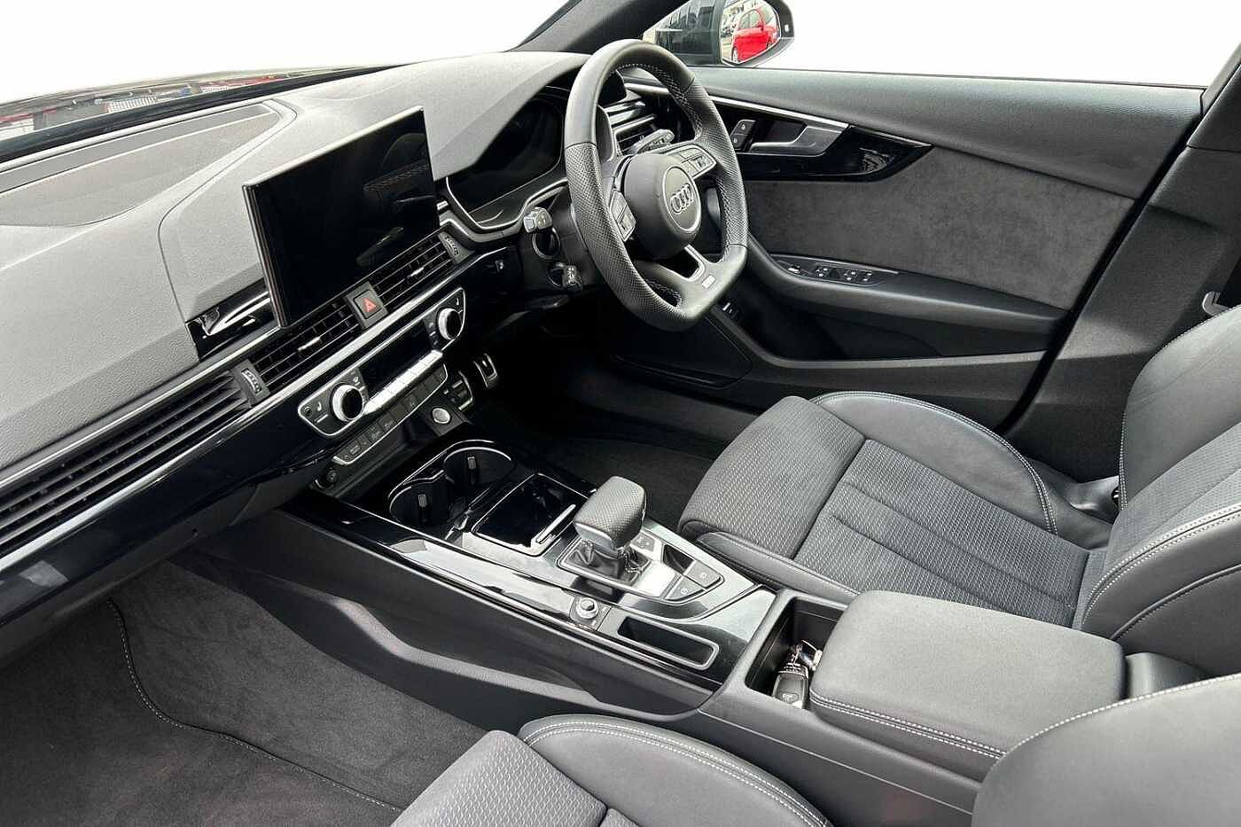 Used Audi A4 2024 for sale - 77013620: Photo 2