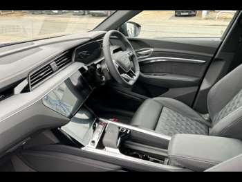 Used Audi Q8 e-tron 2024 for sale - 74812020: Photo