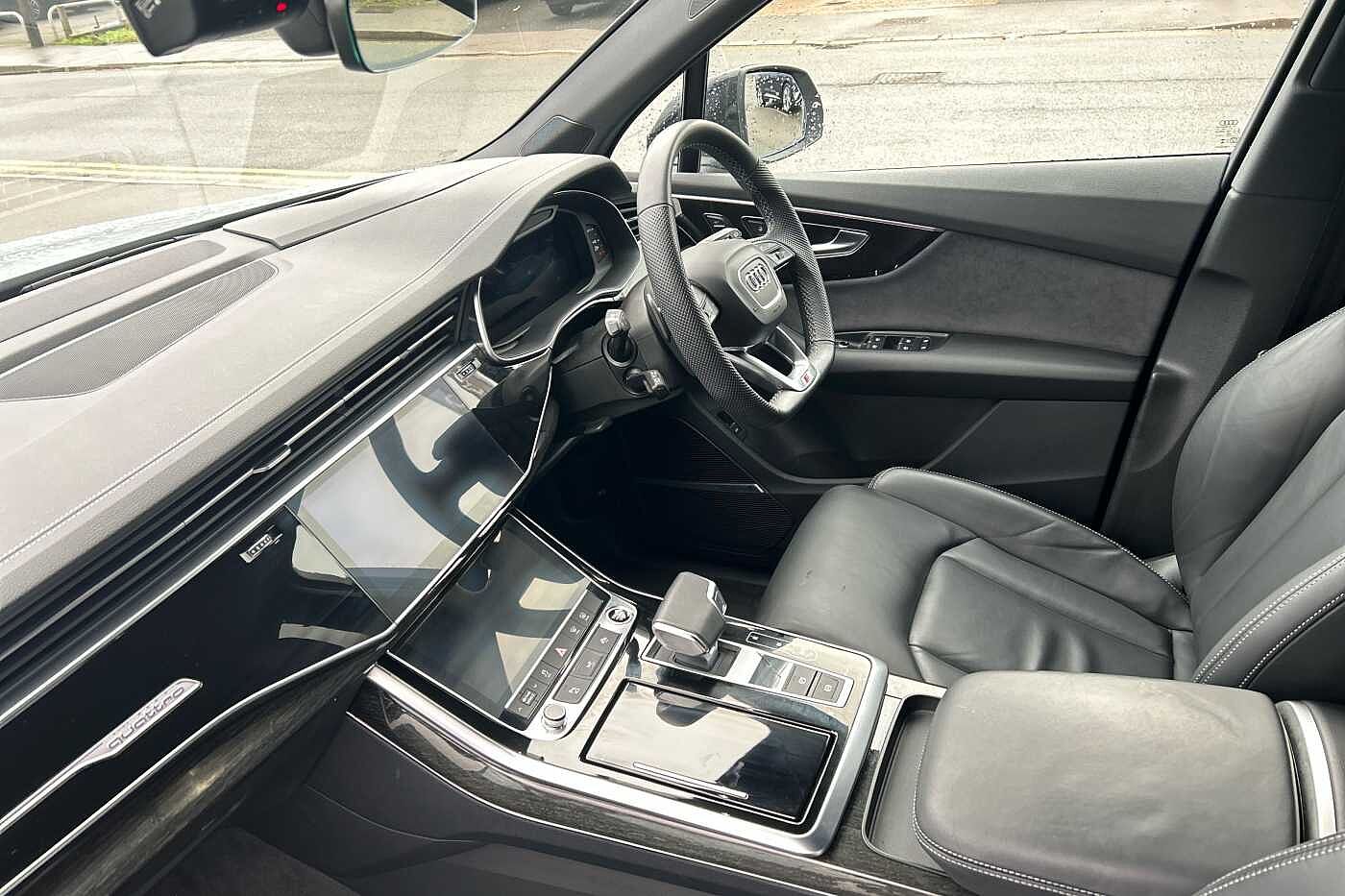 Used Audi Q7 2025 for sale - 76434273: Photo 2