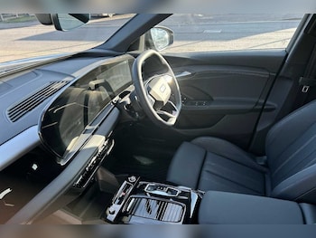 Used Audi Q6 e-tron 2025 for sale - 75842667: Photo