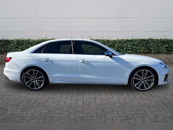 Used Audi A4 2022 for sale - 77840857: Photo