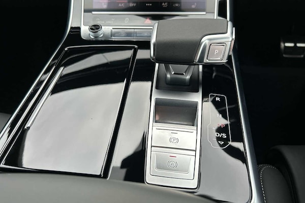 Used Audi Q8 2025 for sale - 75116101: Photo 17