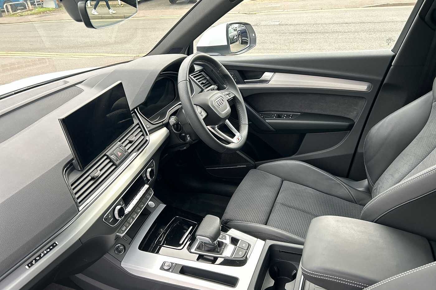 Used Audi Q5 2025 for sale - 76168370: Photo 2