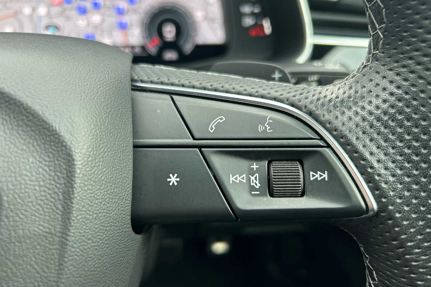 Used Audi Q8 2021 for sale - 76043968: Photo 21