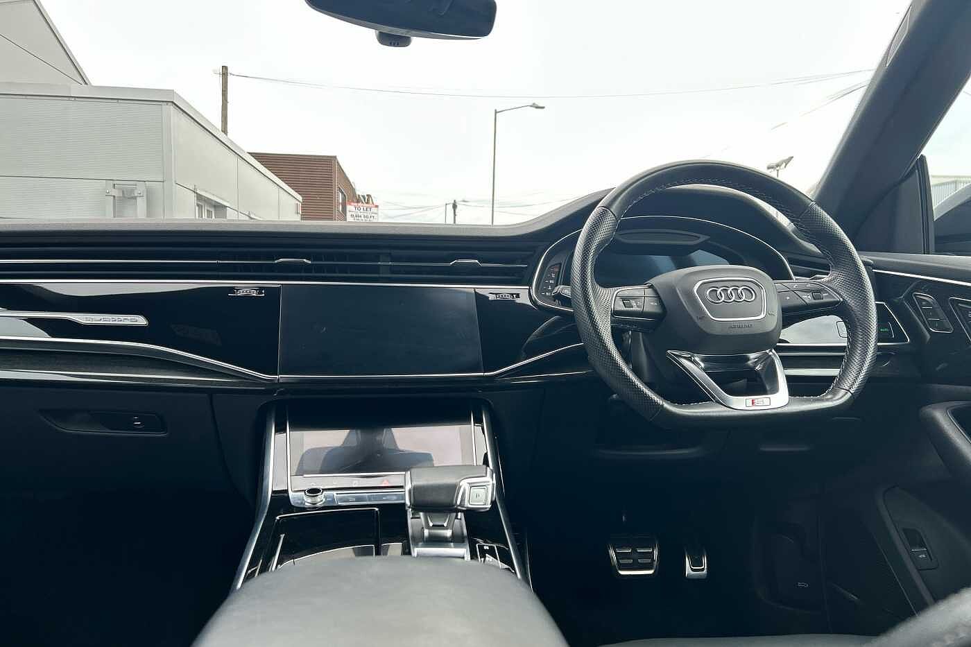 Used Audi Q8 2021 for sale - 76043968: Photo 9