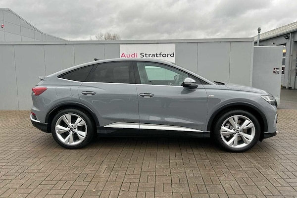 Used Audi Q4 e-tron 2023 for sale - 69552866: Photo 4