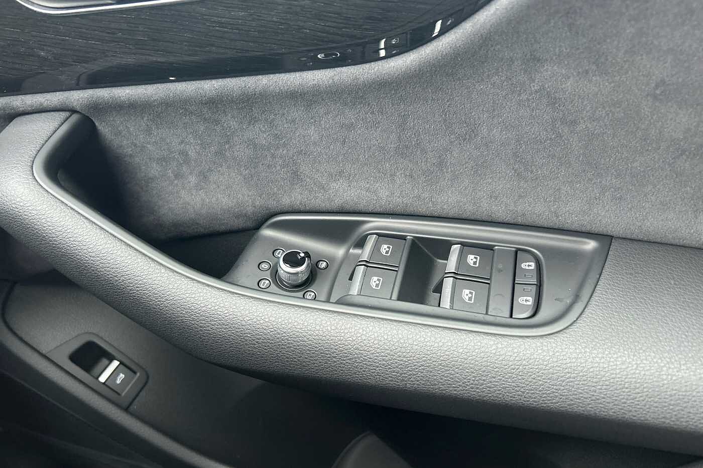 Used Audi Q7 2025 for sale - 76228856: Photo 18