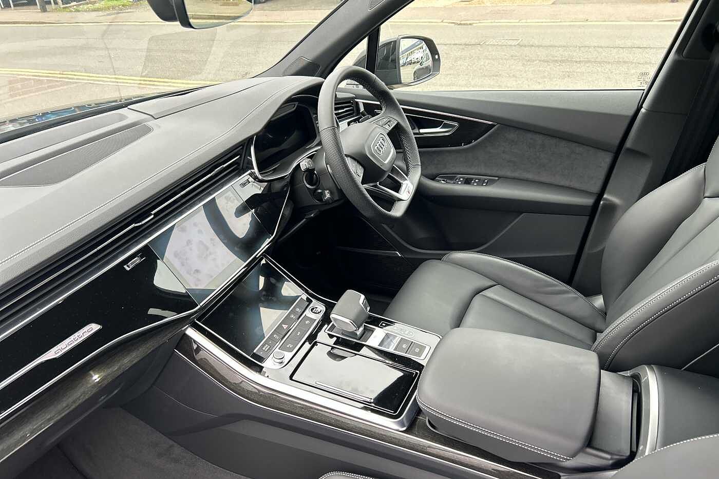 Used Audi Q7 2025 for sale - 76228856: Photo 2