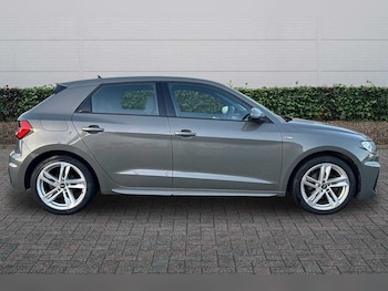 Used Audi A1 2023 for sale - 76800337: Photo