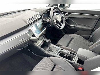 Used Audi Q3 2020 for sale - 77412972: Photo