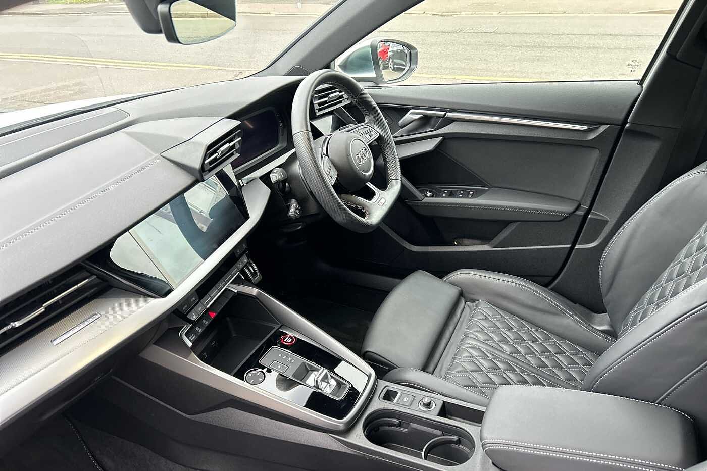 Used Audi A3 2023 for sale - 76400306: Photo 2