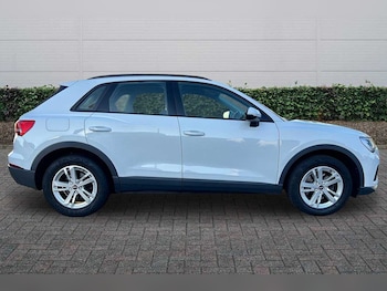 Used Audi Q3 2022 for sale - 77231574: Photo