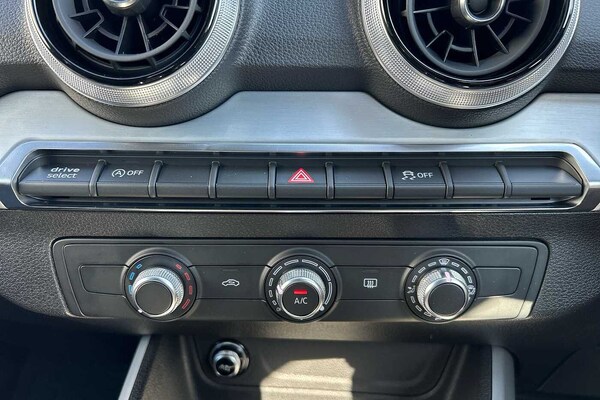 Used Audi Q2 2025 for sale - 74325857: Photo 15