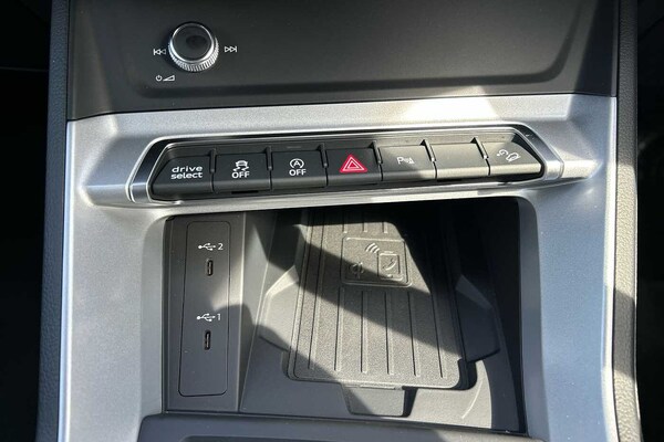 Used Audi Q3 2025 for sale - 75432289: Photo 17