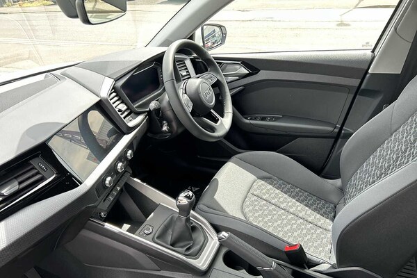 Used Audi A1 2025 for sale - 74789645: Photo 2