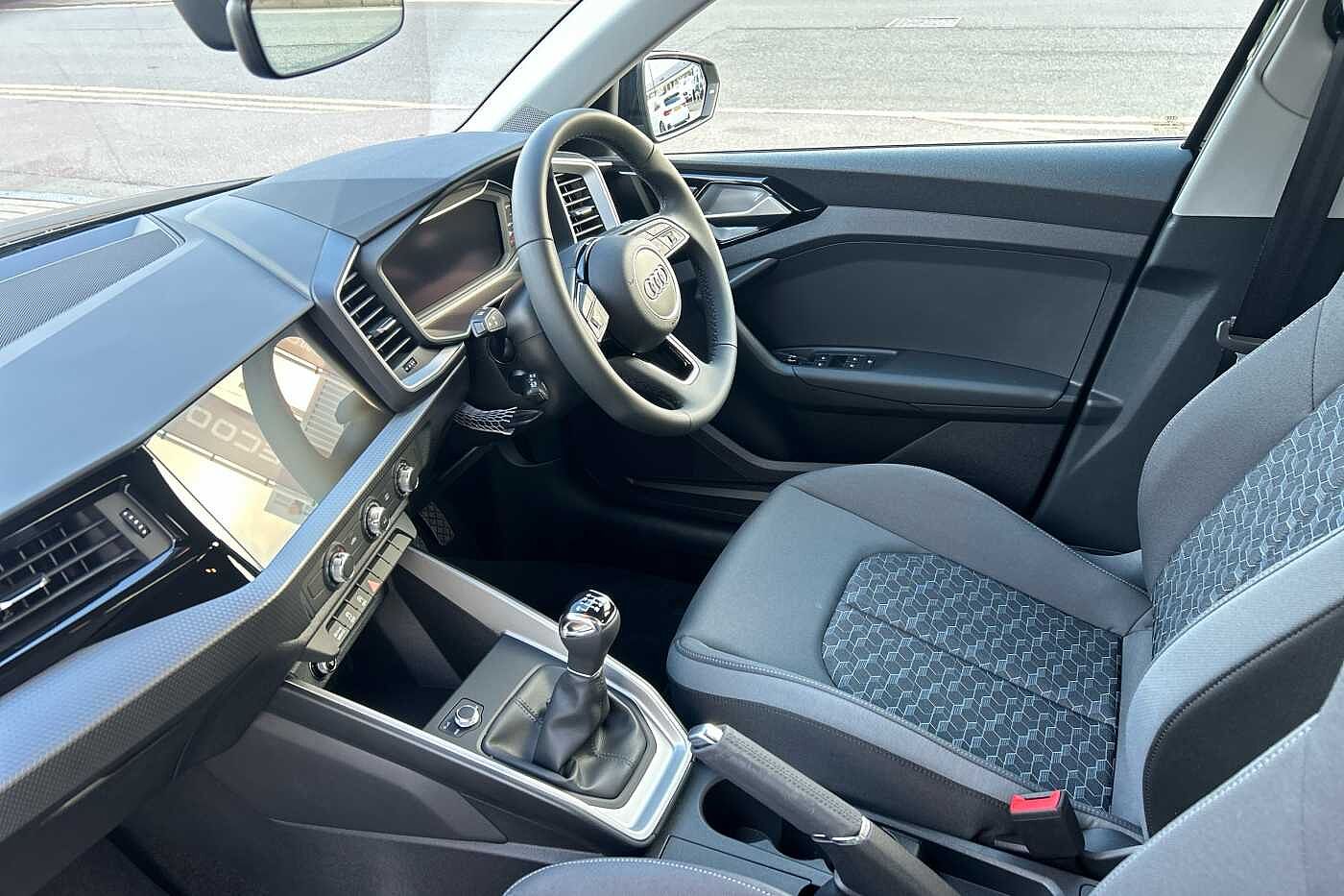 Used Audi A1 2025 for sale - 76190598: Photo 2