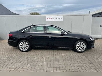 Used Audi A4 2022 for sale - 76043945: Photo