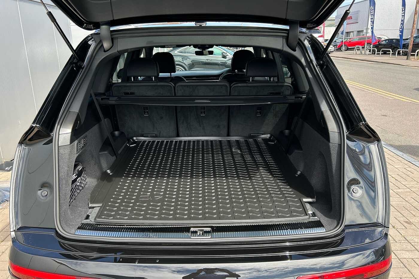 Used Audi Q7 2025 for sale - 78186421: Photo 12