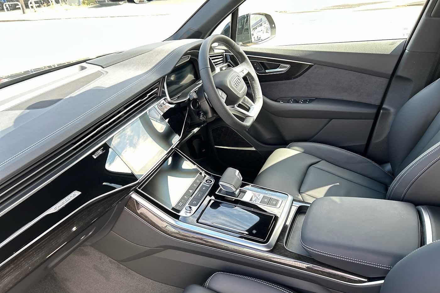 Used Audi Q7 2025 for sale - 78186421: Photo 2