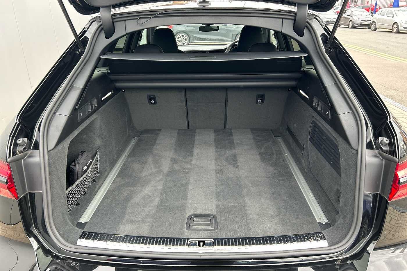 Used Audi RS6 Avant 2024 for sale - 76003205: Photo 12