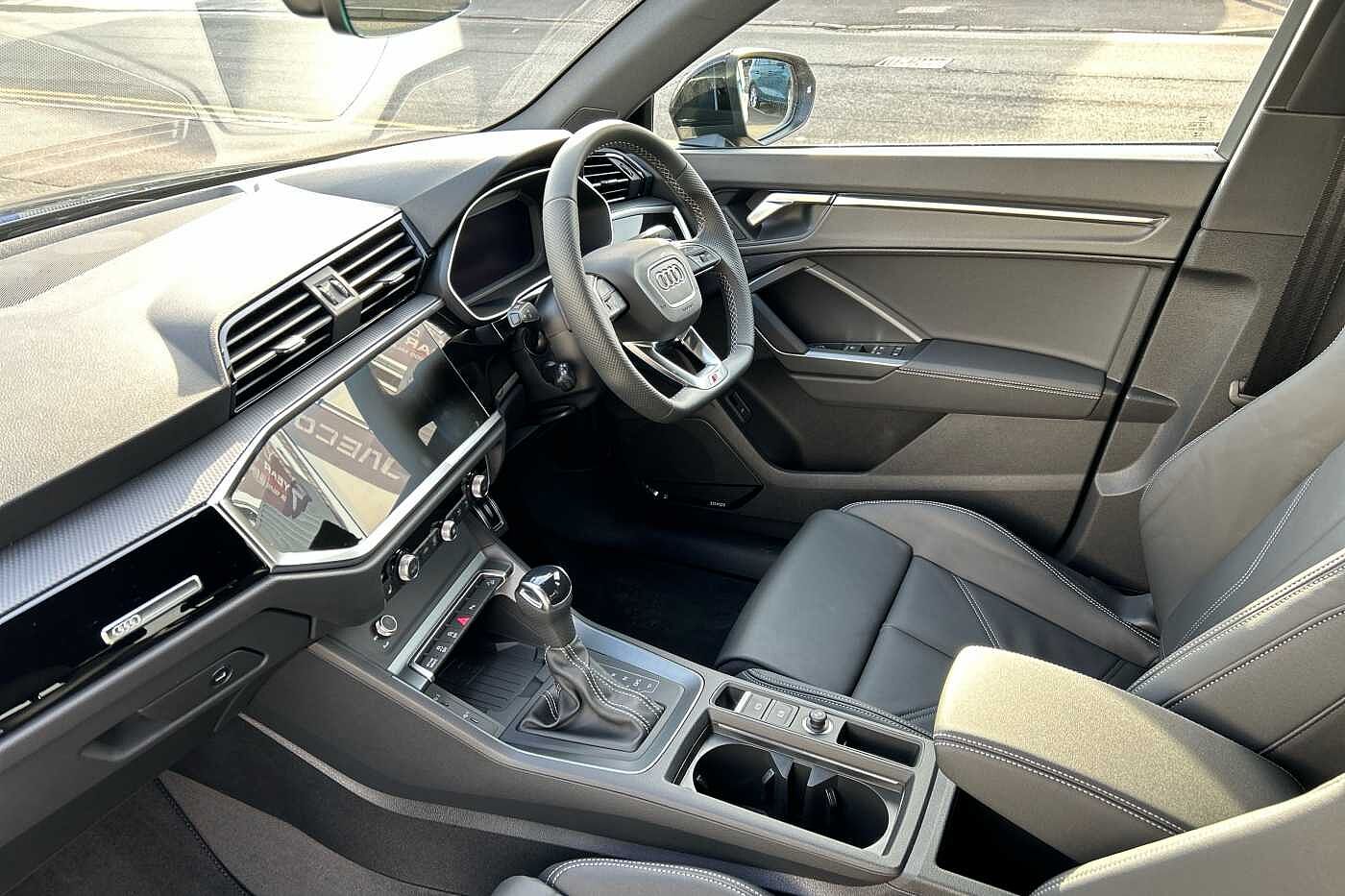 Used Audi Q3 2025 for sale - 76458584: Photo 2