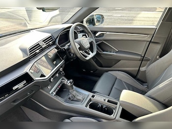 Used Audi Q3 2025 for sale - 76458584: Photo