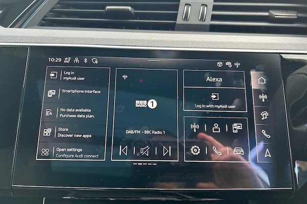 Used Audi Q8 2023 for sale - 76154370: Photo 13