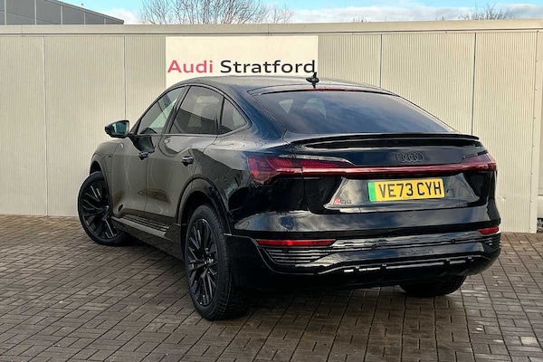 Used Audi Q8 2023 for sale - 76154370: Photo 3