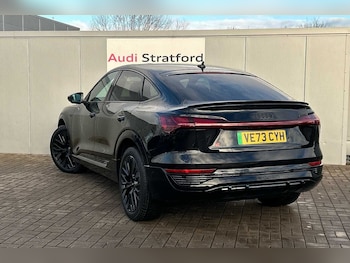 Used Audi Q8 2023 for sale - 76154370: Photo 3