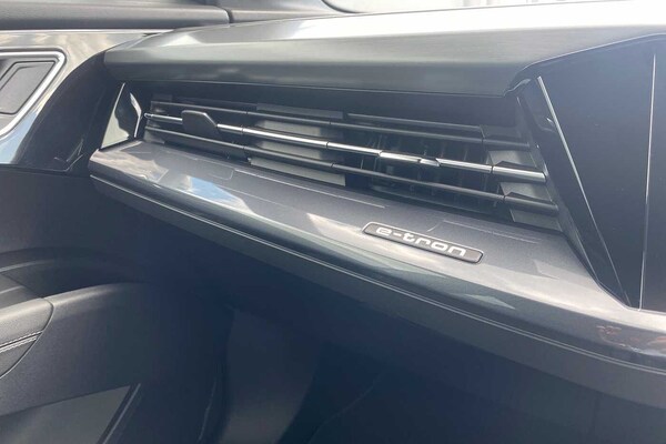 Used Audi Q4 e-tron 2025 for sale - 74789692: Photo 13