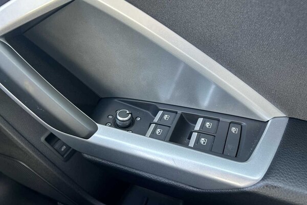 Used Audi Q3 2022 for sale - 76061670: Photo 17