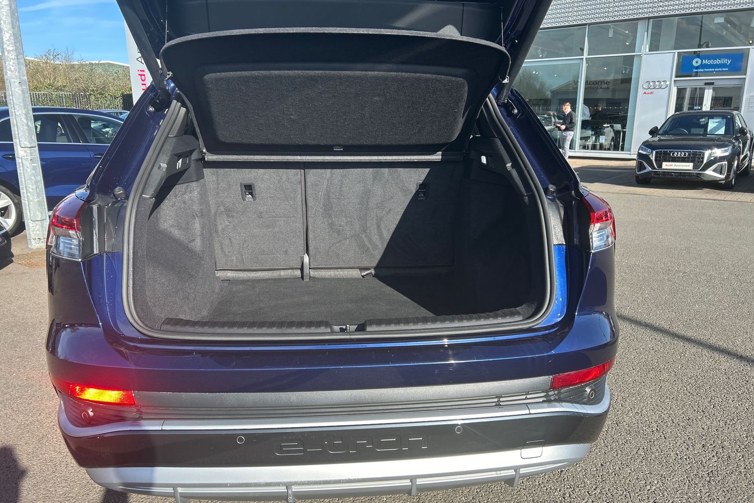 Used Audi Q4 e-tron 2022 for sale - 77725080: Photo 10