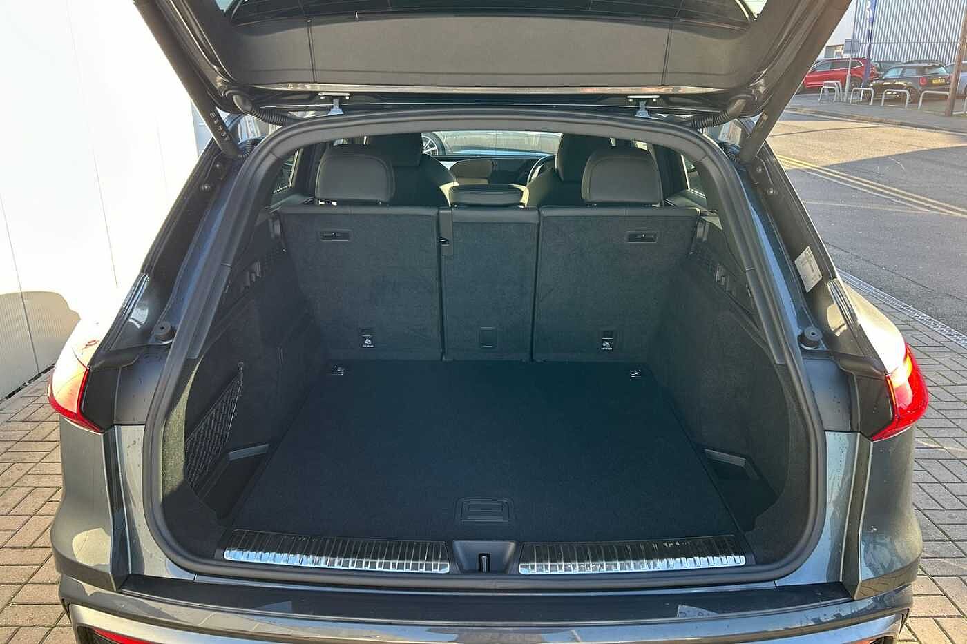 Used Audi Q5 2025 for sale - 76539573: Photo 11