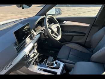 Used Audi Q5 2025 for sale - 74070888: Photo