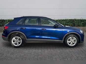 Used Audi Q3 2023 for sale - 76837784: Photo