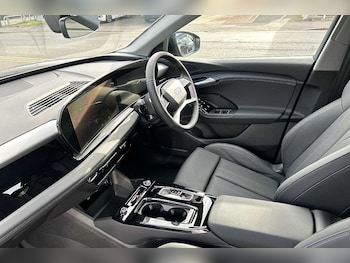 Used Audi Q6 e-tron 2025 for sale - 76458587: Photo