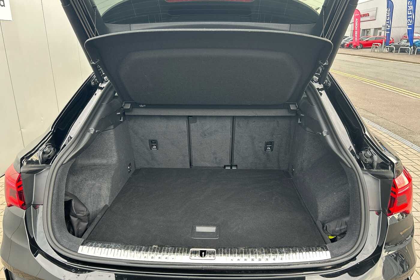 Used Audi Q3 2023 for sale - 76043985: Photo 12