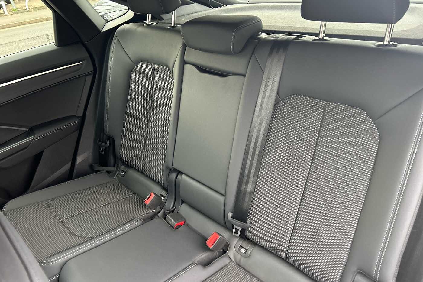 Used Audi Q3 2023 for sale - 76043985: Photo 8