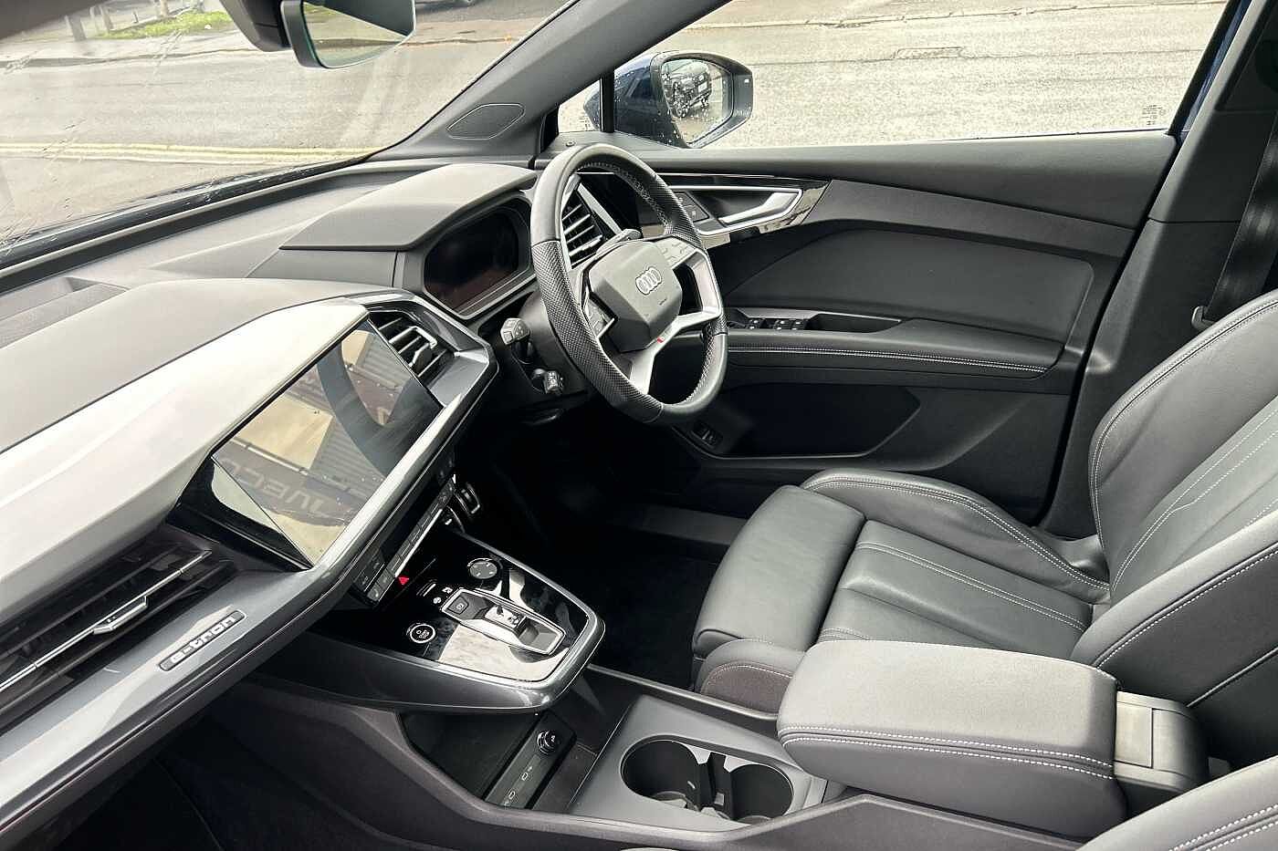 Used Audi Q4 e-tron 2023 for sale - 76458599: Photo 2