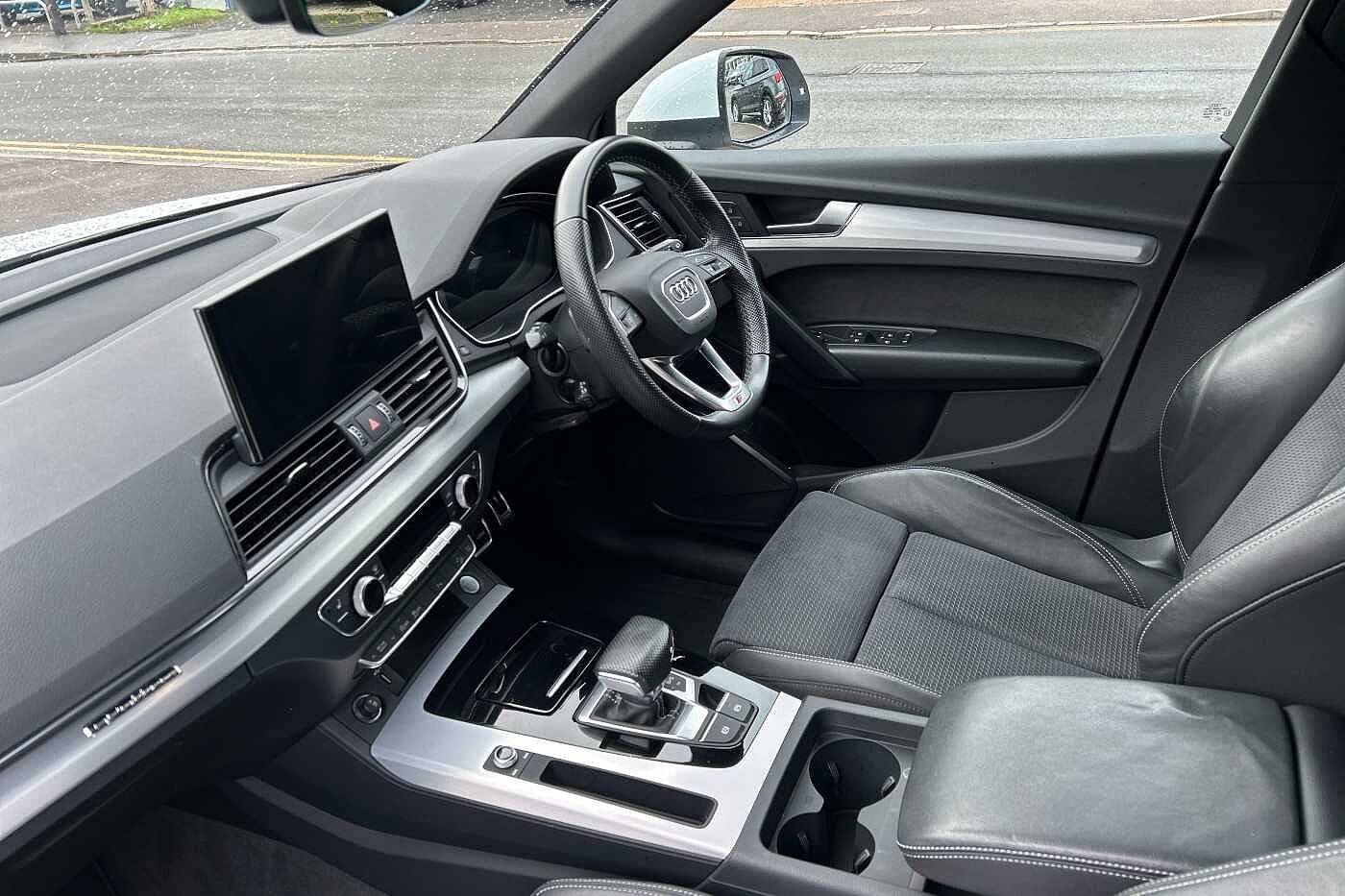 Used Audi Q5 2022 for sale - 76327832: Photo 2