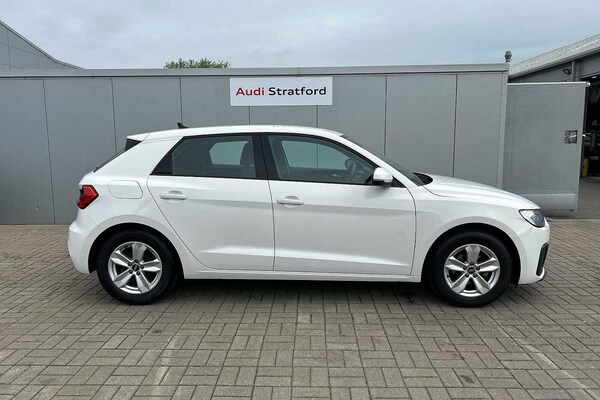 Used Audi A1 2023 for sale - 75352634: Photo 4