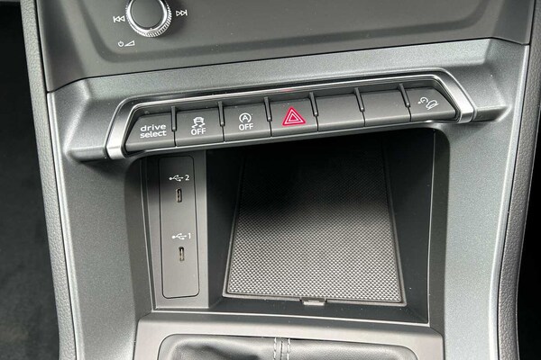 Used Audi Q3 2025 for sale - 75602281: Photo 16