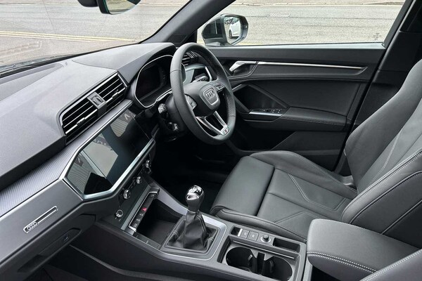 Used Audi Q3 2025 for sale - 75602281: Photo 2