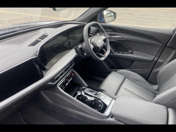 Used Audi Q5 2025 for sale - 74778463: Photo