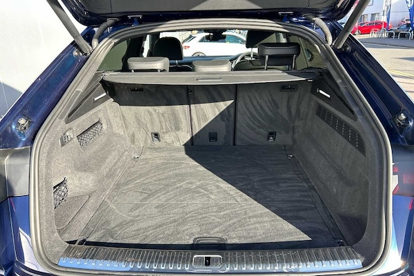 Used Audi Q8 2020 for sale - 76111732: Photo 12