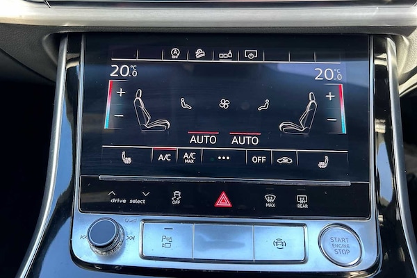 Used Audi Q8 2020 for sale - 76111732: Photo 15