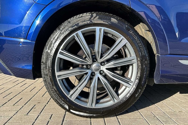 Used Audi Q8 2020 for sale - 76111732: Photo 5