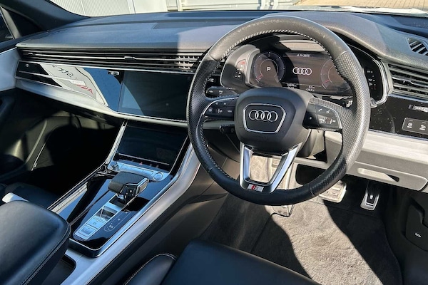 Used Audi Q8 2020 for sale - 76111732: Photo 6