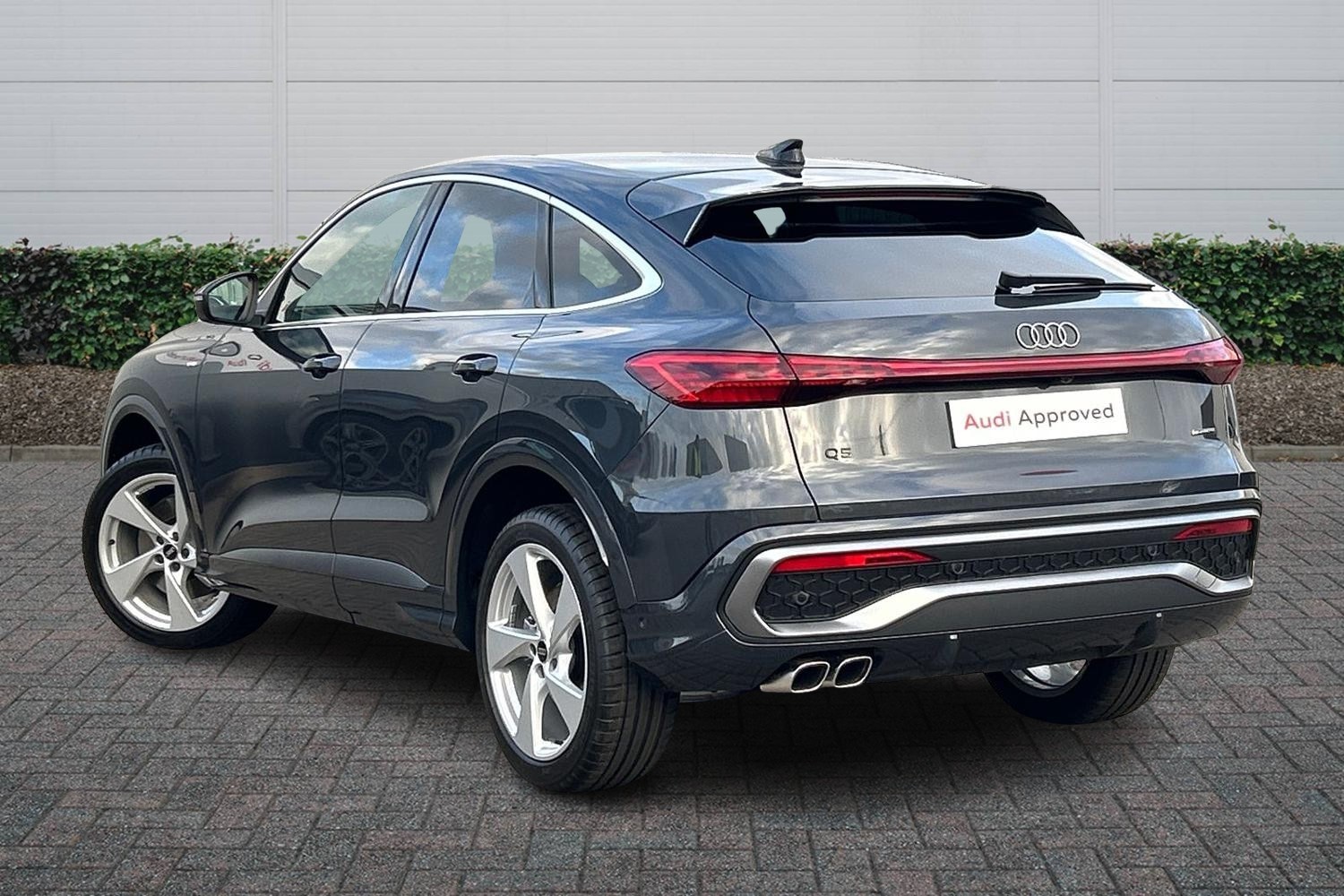 Used Audi Q5 2025 for sale - 77046384: Photo 2