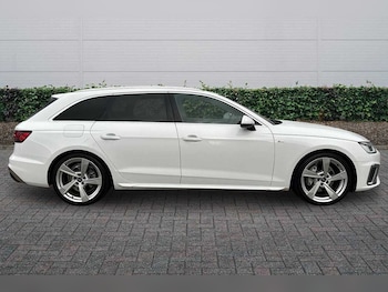 Used Audi A4 Avant 2024 for sale - 76609255: Photo
